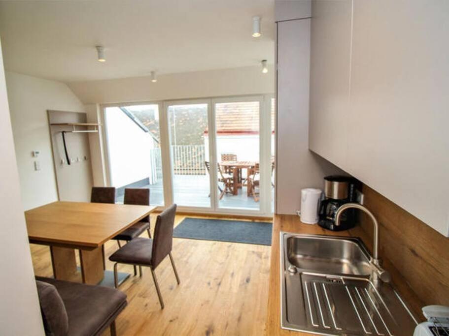 Luxury 2-Floor Rooftop Apartment With Terrace In The City Center Wina Bagian luar foto